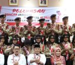 Bupati Lampung Selatan H. Nanang Ermanto selaku Majelis Pembimbing Cabang Gerakan Pramuka Kwartir Lampung Selatan melepas peserta Jambore Nasional XI tahun 2022